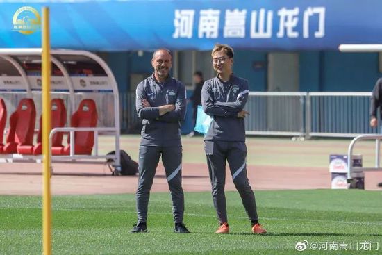 导演西蒙·柯蒂斯就表示此次电影的制作规模值得去大银幕一睹为快：“我们把场面拍得很宏大，确实很有电影感